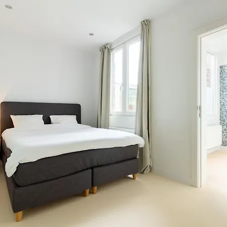 Appartement Bright, Spacious & Perfectly Located In The Heart Of *