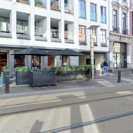 Bright, Spacious & Perfectly Located In The Heart Of Appartement *